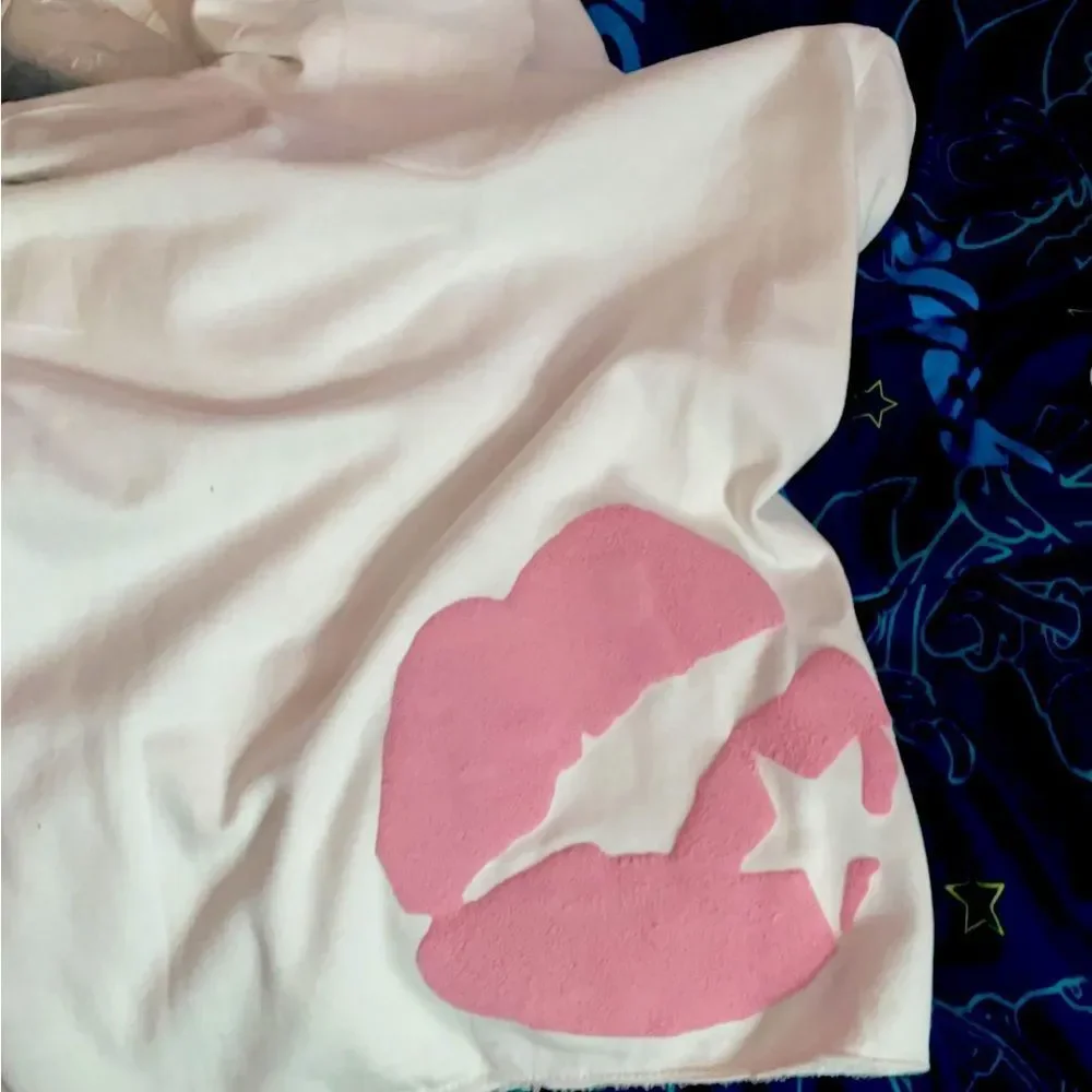 Y2k kiss puff print hoodie - Picture 2 of 2